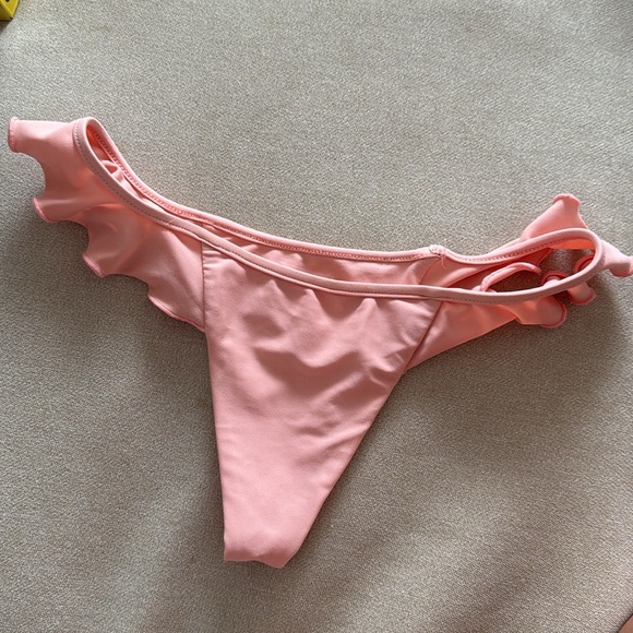 KAOHS ❤️🔥 BIKINI SET NWT SIZE XS - Picture 6 of 7